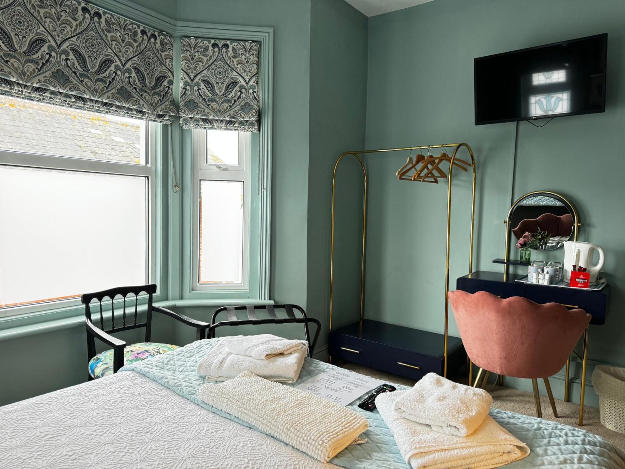 The Townhouse 101 Bed & Breakfast Sandown Exterior photo